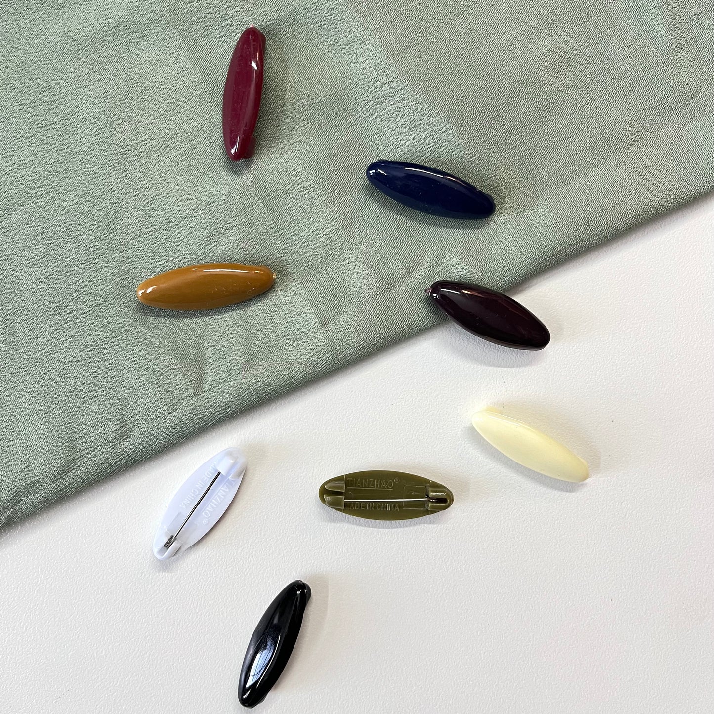 Safety Buckle Pins Multicolour