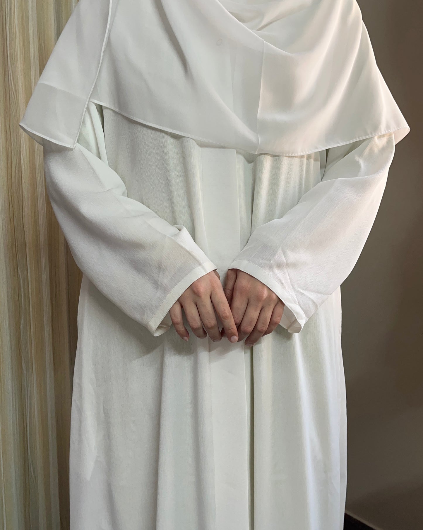 Basic White Abaya