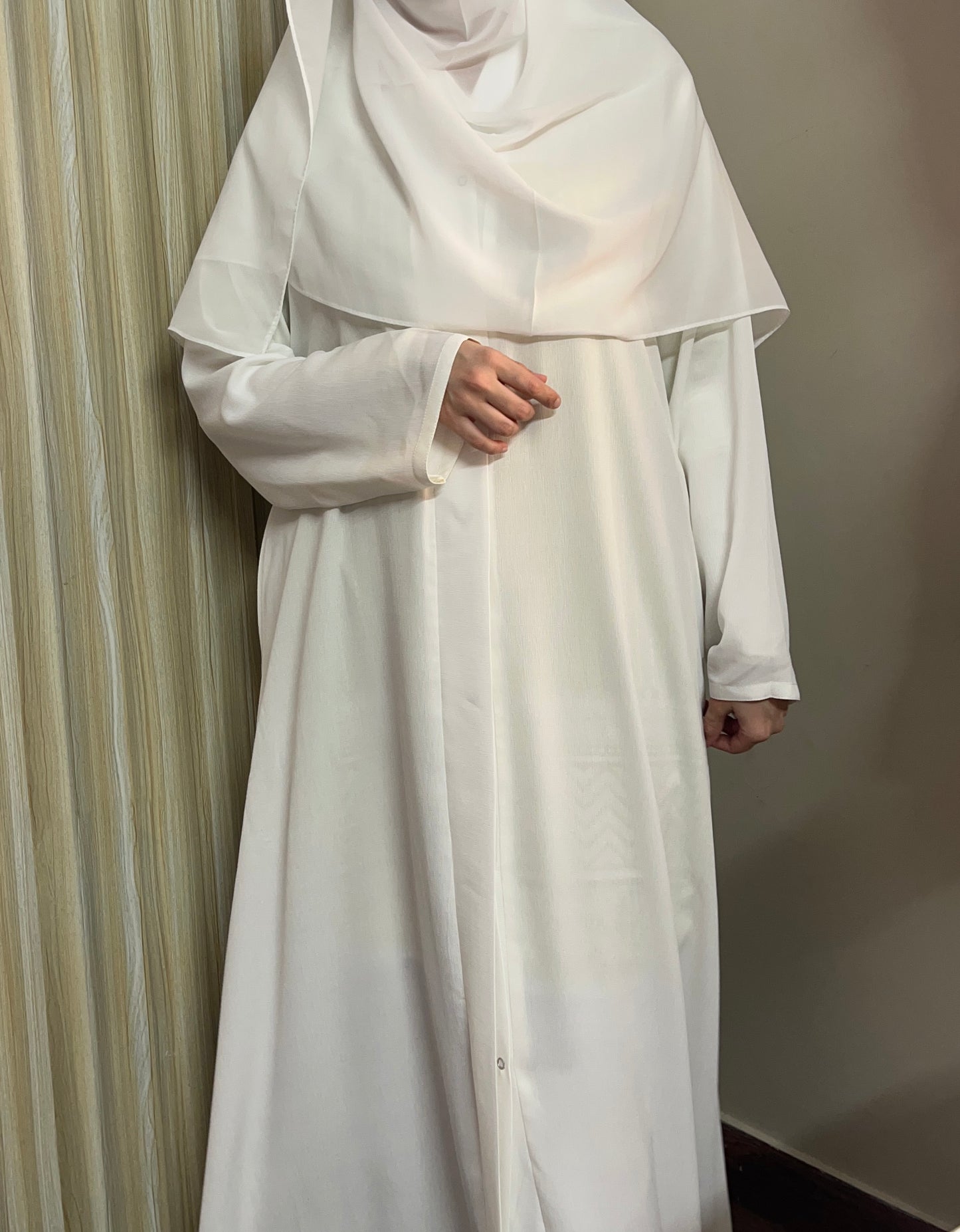 Basic White Abaya