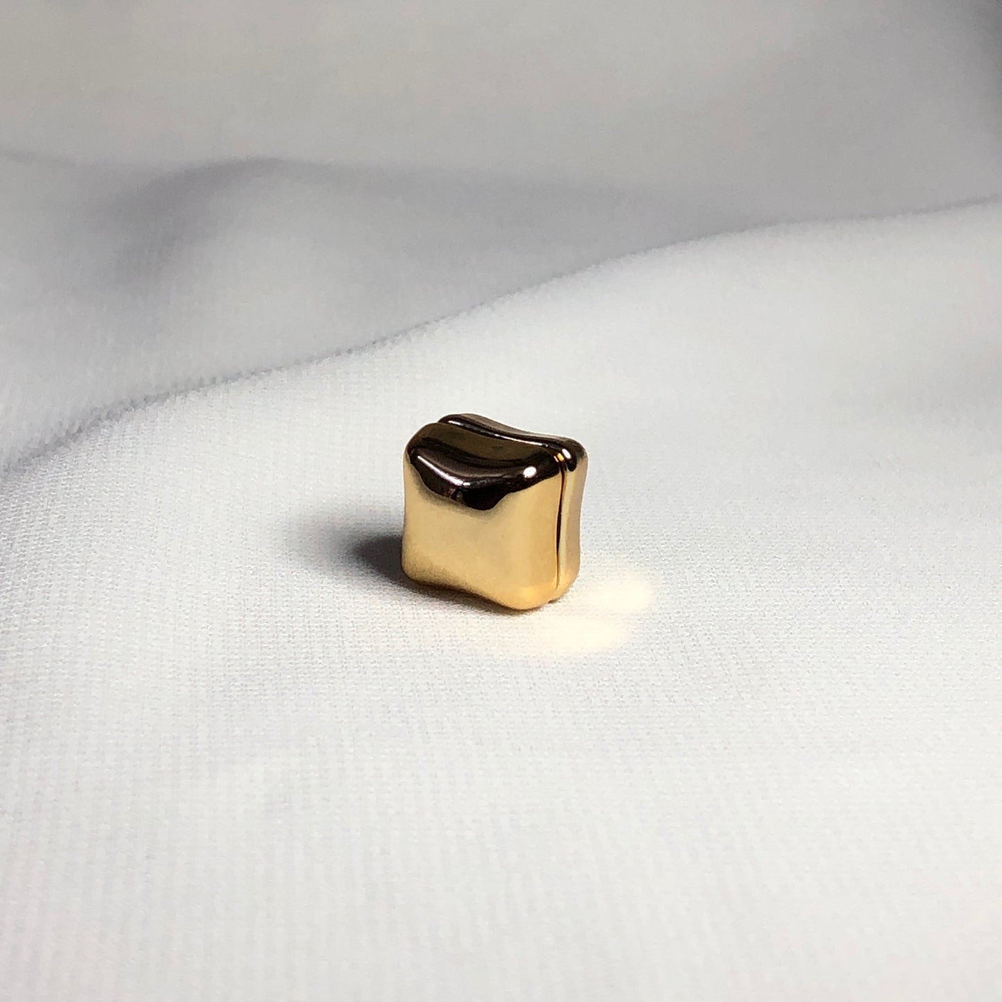 Magnetic Pins - Metallic Square