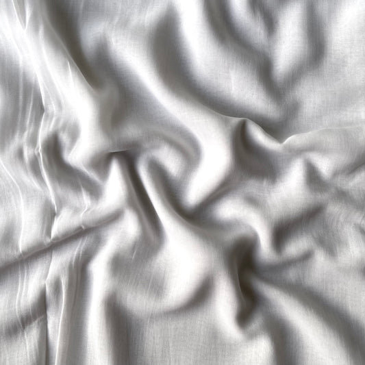Crinkle Lawn - White